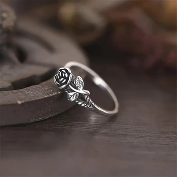  Huitan Модные женские кольца с розами для свадебной вечеринки, необычный цветочный дизайн, Темперамент, Элегантные женские кольца, Вечность, модные украшения